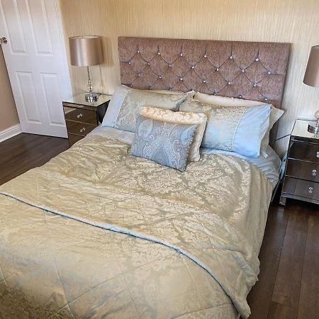 Large Home, Close To Bhx, Nec, Jlr, 4 Double Beds! Birmingham Exterior foto